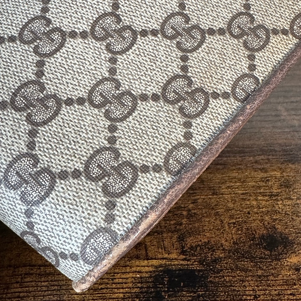 Gucci Beige Brown Monogram Crossbody Bag - Picture 10 of 14